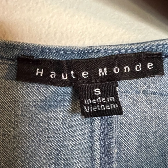 Denim dress with full front zipper size small - Picture 3 of 3